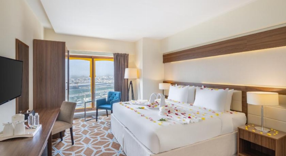 BLUE CORAL HOTEL Main image