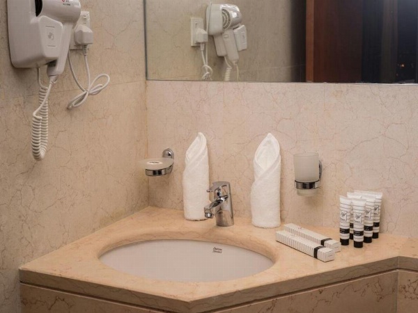 BLUE CORAL HOTEL image 40