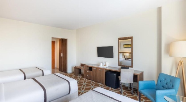 BLUE CORAL HOTEL image 47